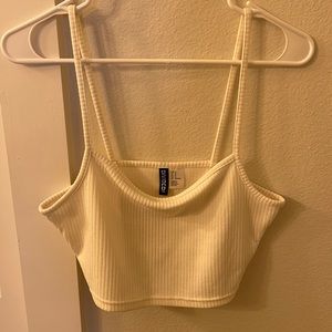 M crop tank top
